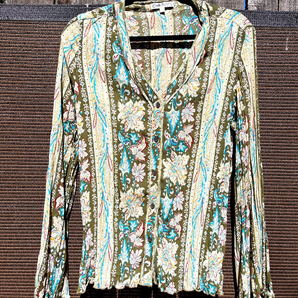 darling vintage blouse !!